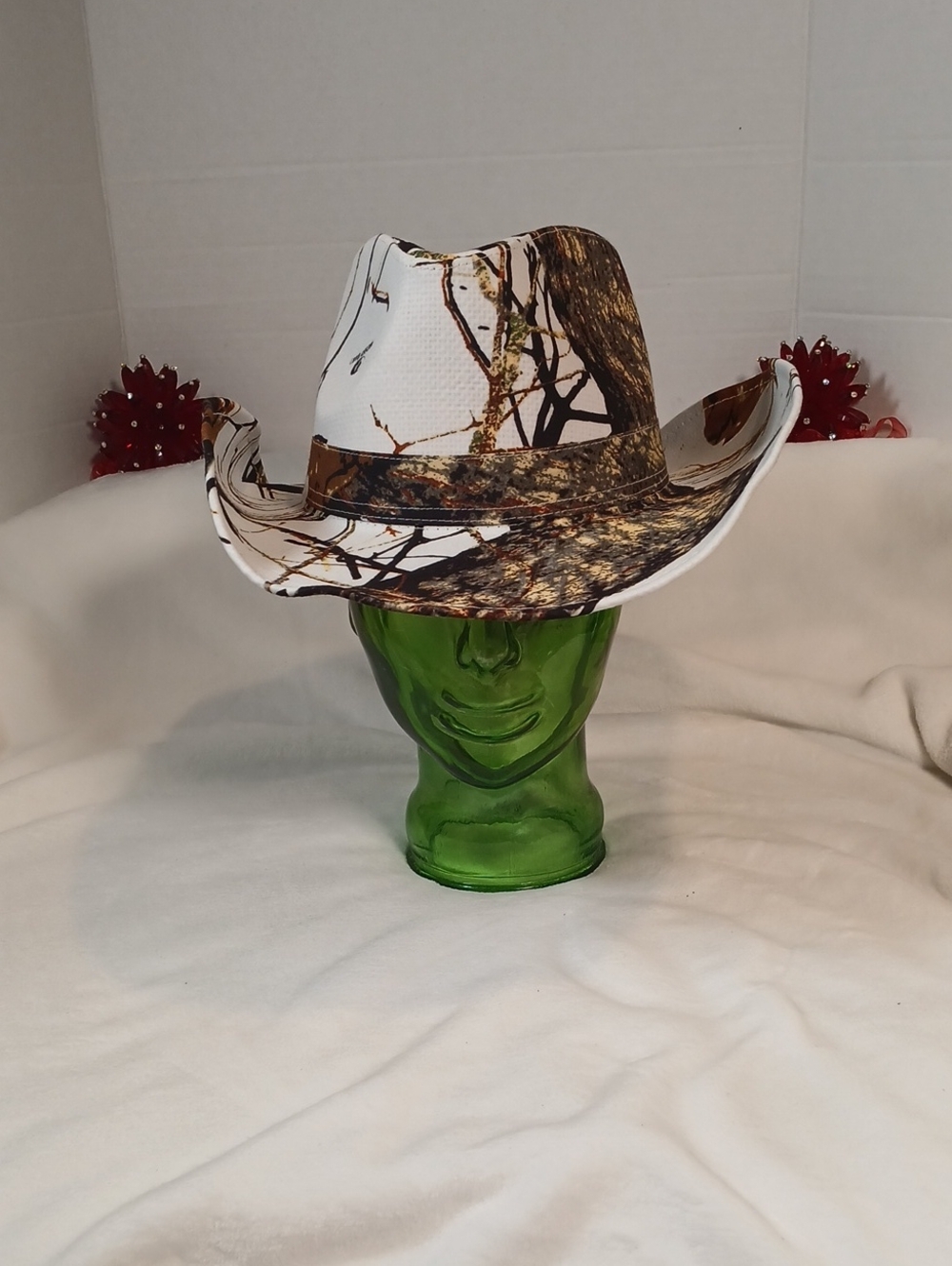Mossy Oak Camouflage Pattern Cowboy Hat - White & Brown Unisex NWT